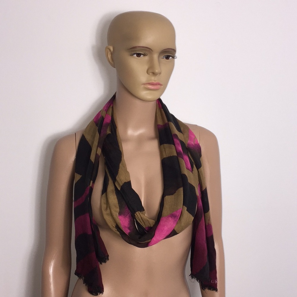 Furla scarf 25”X74”